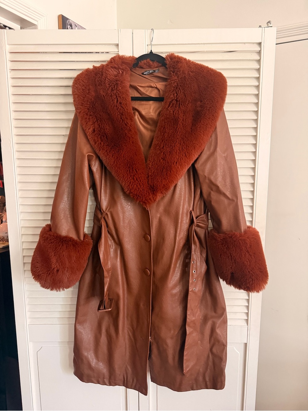 Penny Lane Nasty Gal -Leather Brown Coat with Rust Faux-Fur Trim
